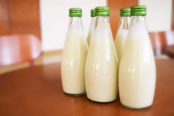 打算戒煙嗎？8大食物助你一臂之力，但請(qǐng)警惕酒精飲料（包括脫醇酒）